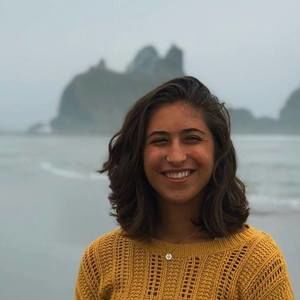 Meet your Posher, Avia